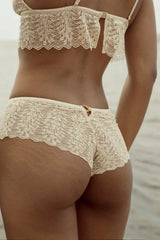 Triangle Jane - Honey Lace