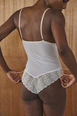Body Camelia - Milk Lace