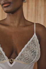 Body Camelia - Milk Lace