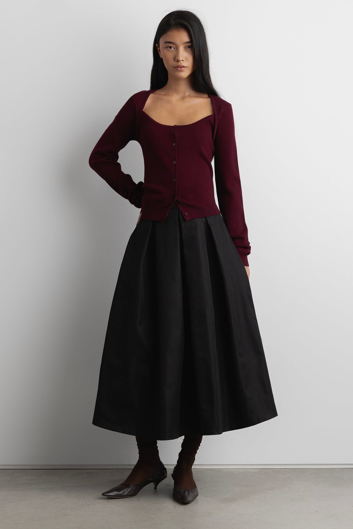 MIDI PLEATED SKIRT