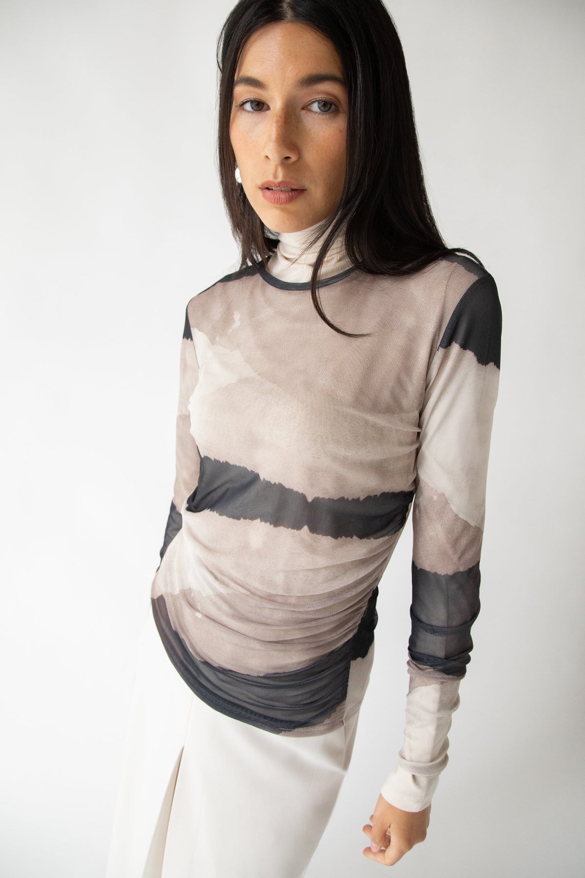 MESH LONG SLEEVE TOP